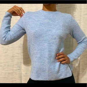 XS Women’s Sweater